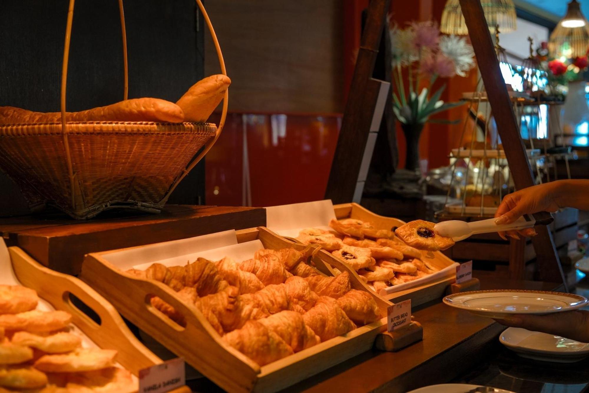 Diamond Cottage Resort & Spa Karon Ngoại thất bức ảnh
